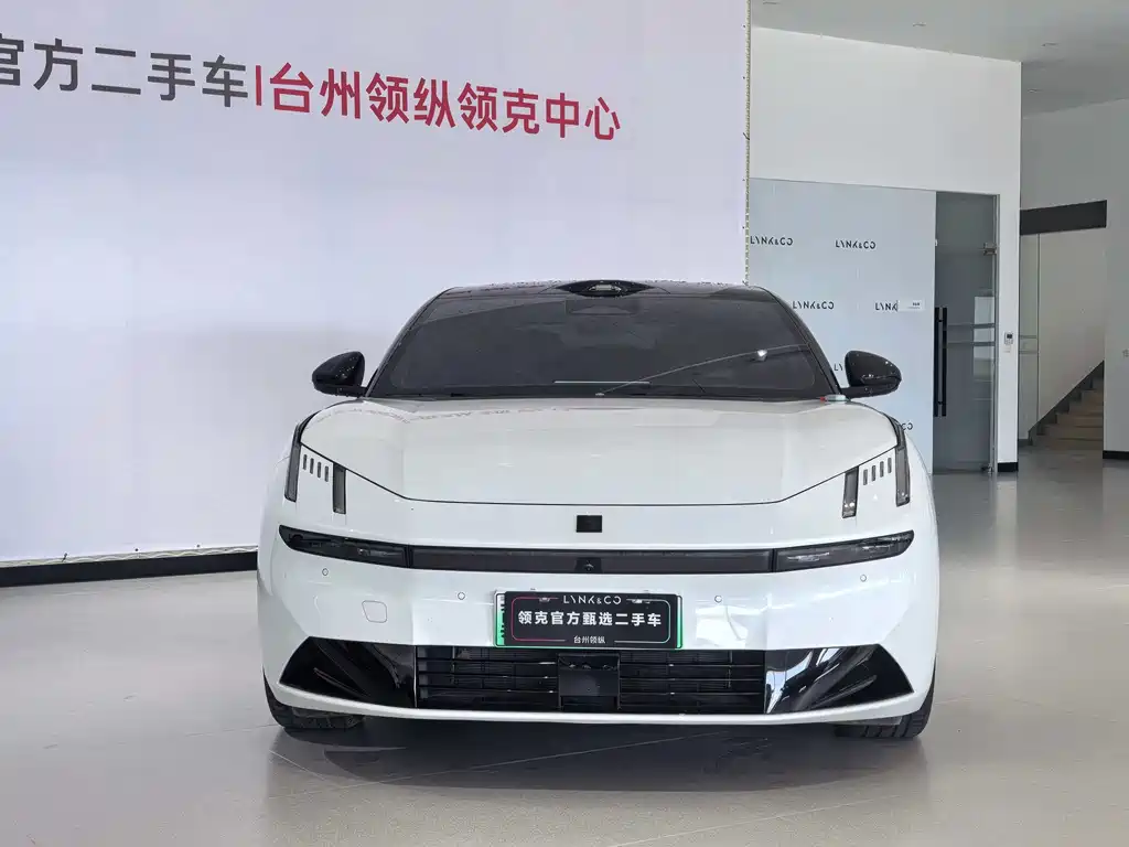 Lynk & Co 10 2025 240 four-wheel drive Ultra купить на сайте DeffCars