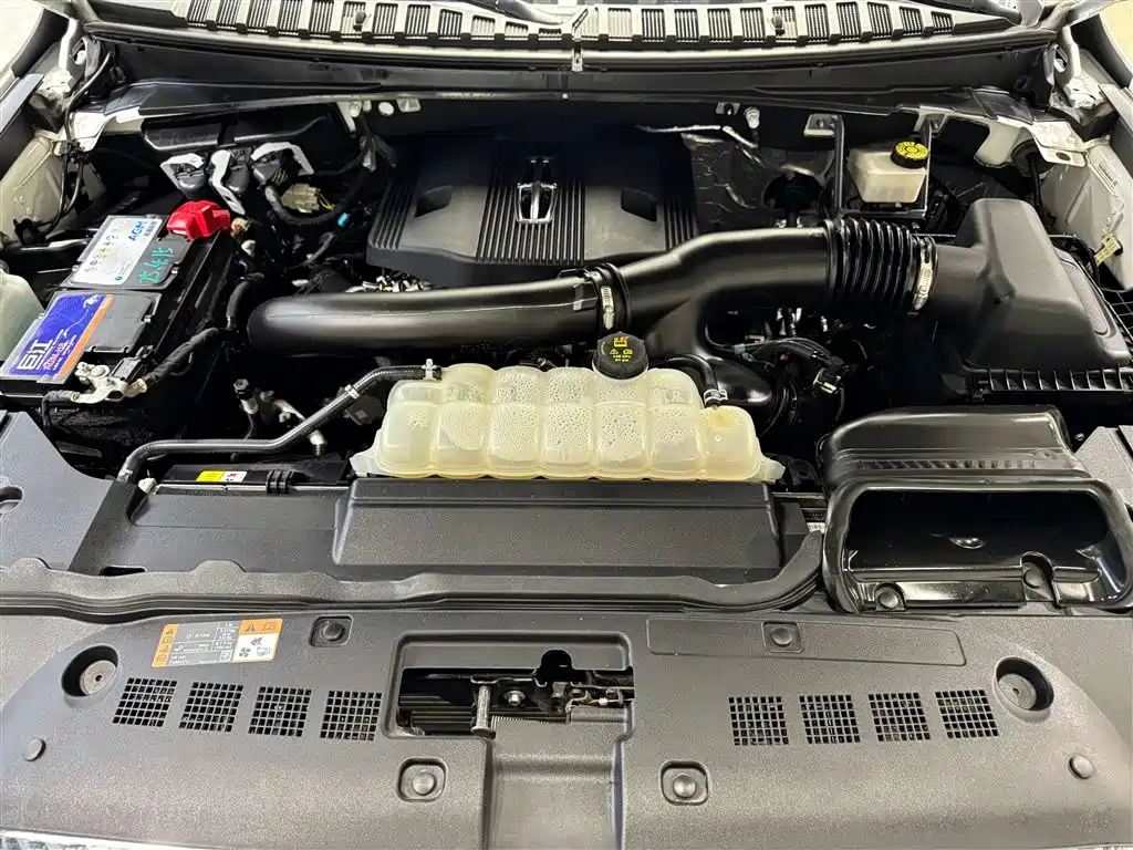 Navigator 2022 3.5T Honor Edition купить на сайте DeffCars