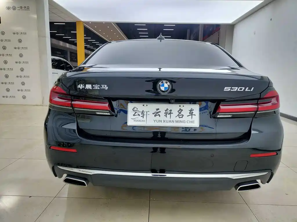 BMW 5 Series 2022 facelift 2 530Li leading model luxury package купить на сайте DeffCars