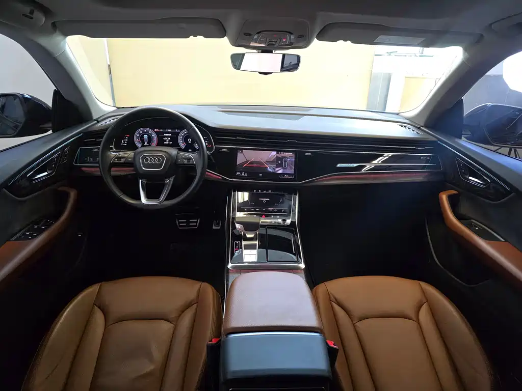 Audi Q8 2019 45 TFSI Premium Dynamic Model купить на сайте DeffCars