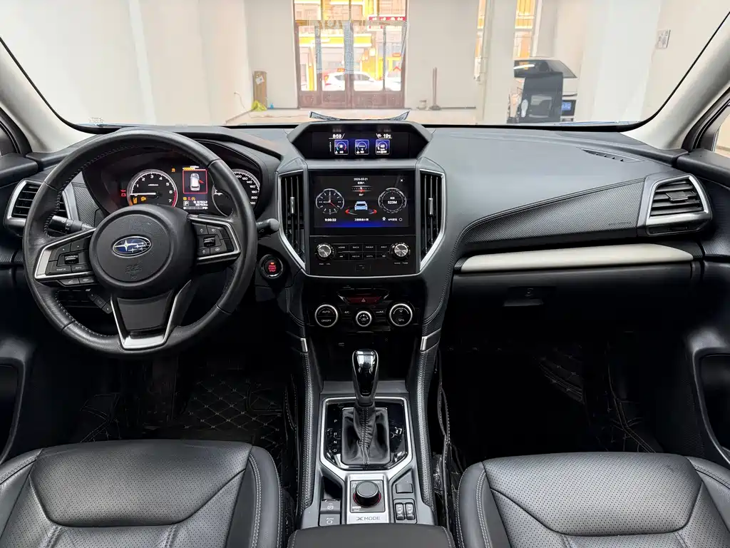 Forester 2022 2.0i AWD Deluxe Edition EyeSight купить на сайте DeffCars