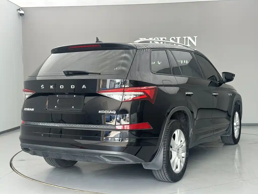Kodiak 2024 TSI330 5-seater two-wheel drive powerful version купить на сайте DeffCars