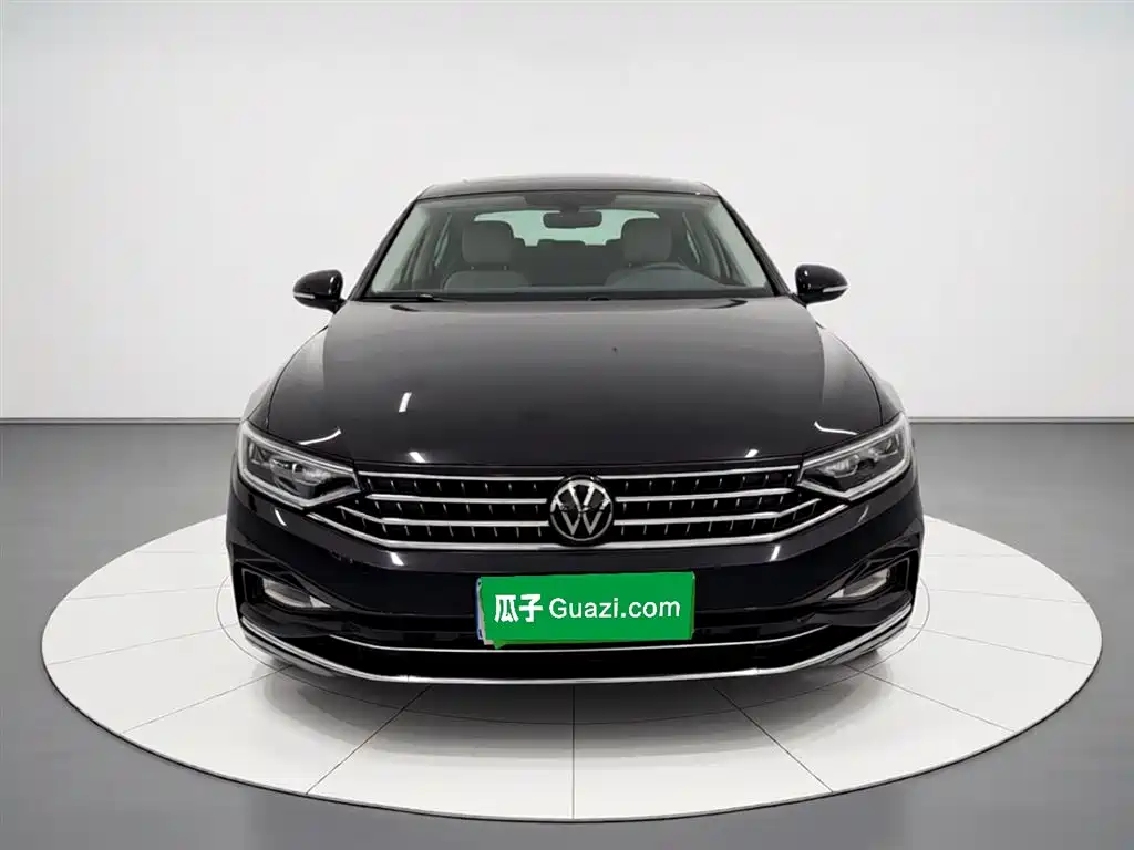 Magotan 2023 2 million commemorative edition 280TSI DSG leading model купить на сайте DeffCars