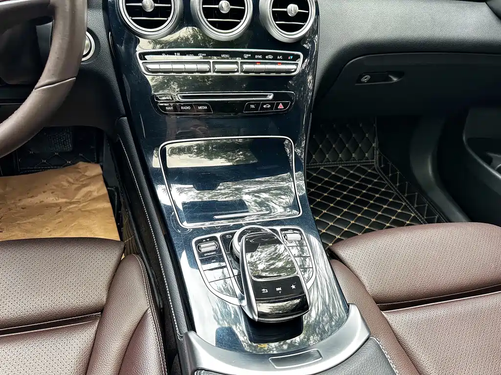 Mercedes-Benz GLC 2018 GLC 200 4MATIC купить на сайте DeffCars