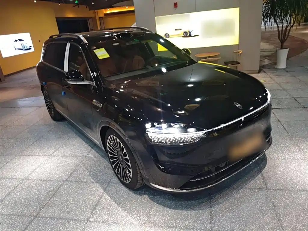 Wenjie M9 2025 extended range Ultra version 52kWh 6-seater version 192-line lidar) купить на сайте DeffCars