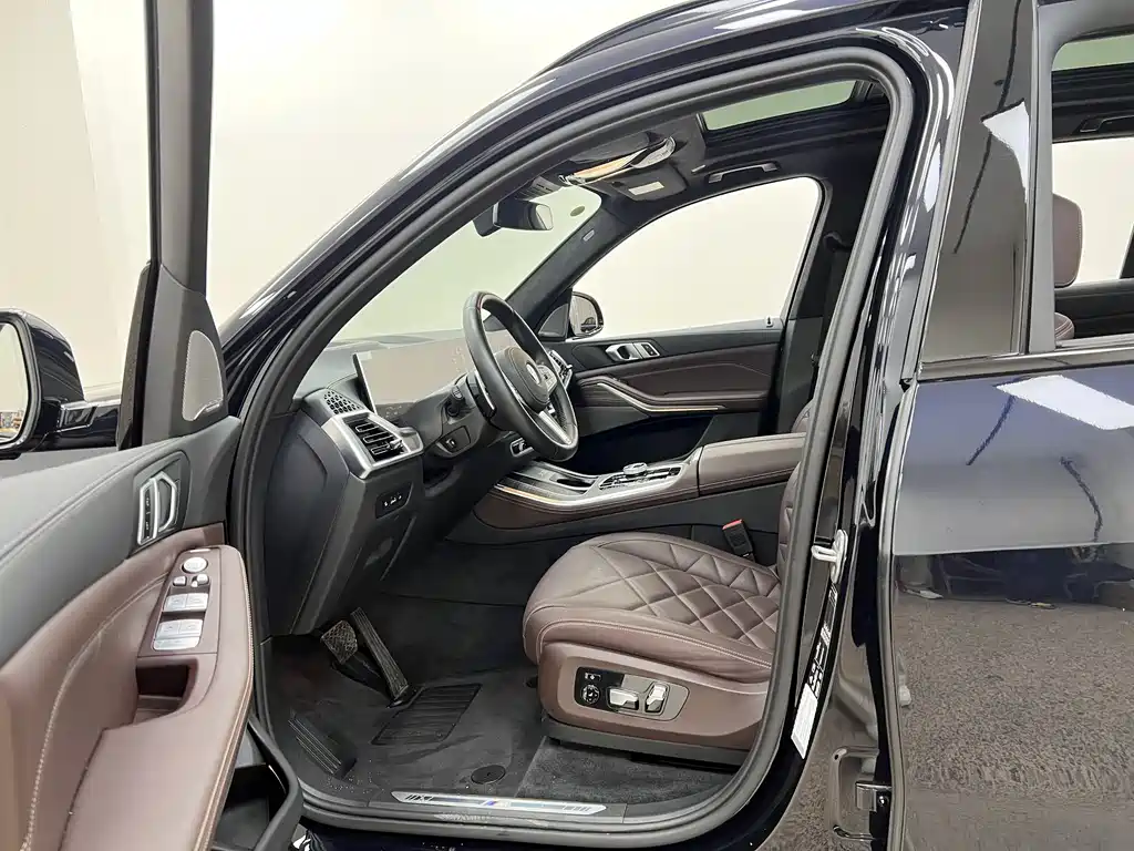 BMW X5 2025 xDrive 40Li M Sports Night Package купить на сайте DeffCars