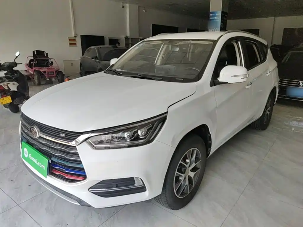 Song 2019 1.5TI manual smart connected hypermobility model купить на сайте DeffCars