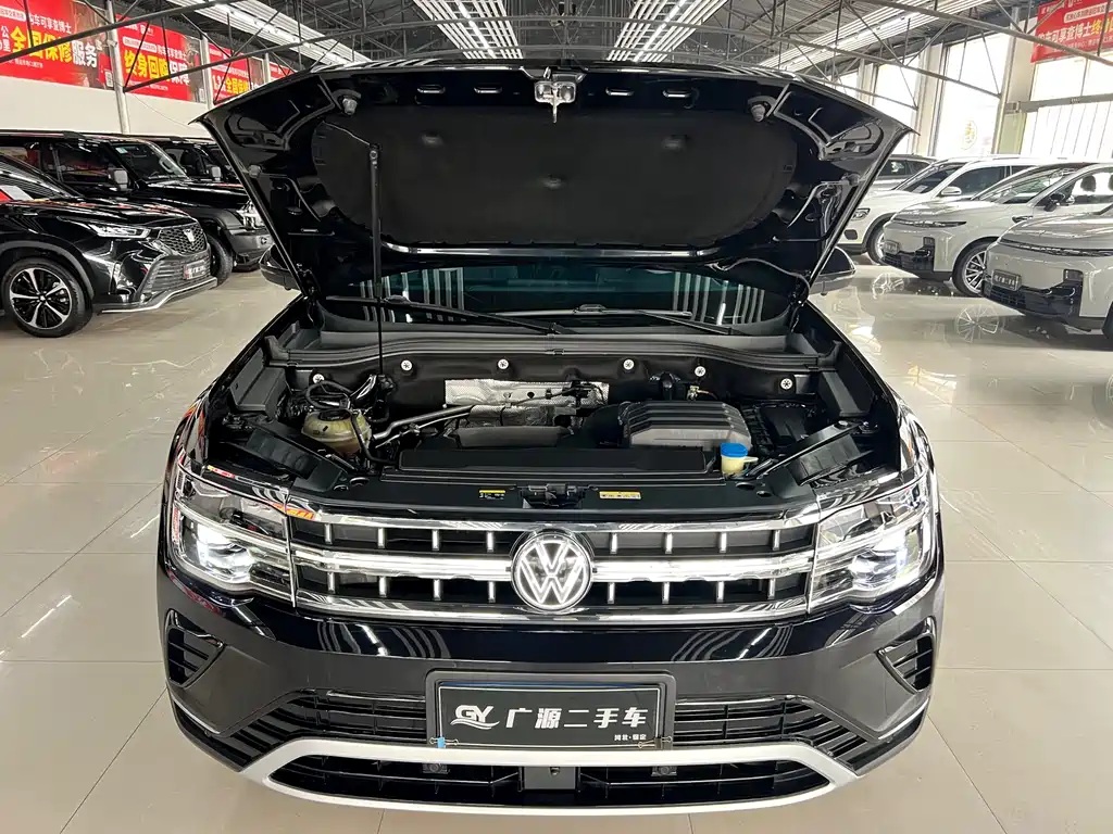 Touron 2023 380TSI four-wheel drive luxury version купить на сайте DeffCars