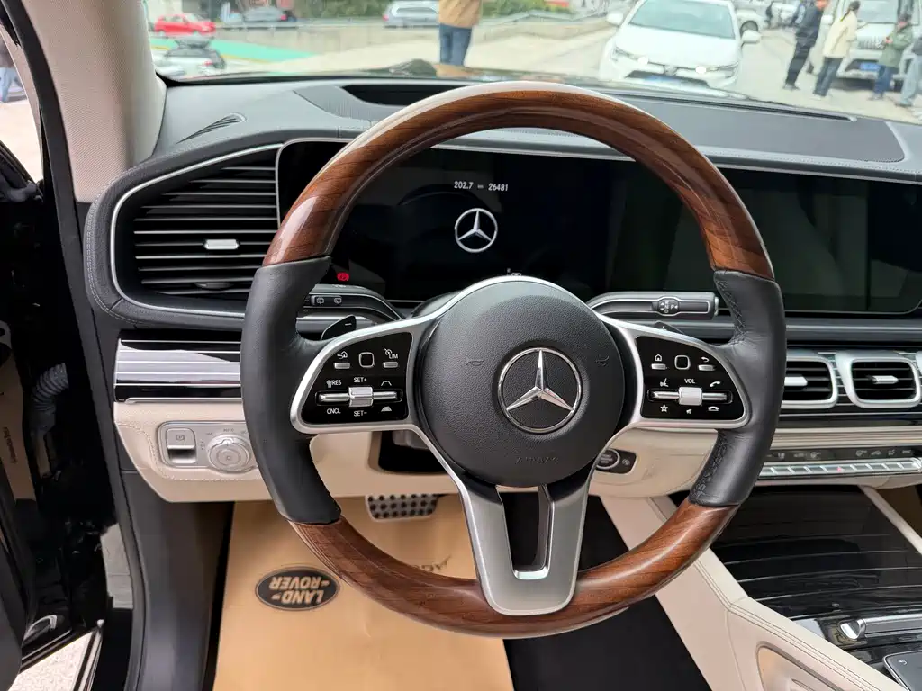 Mercedes-Benz GLS 2022 facelift version 2 GLS 450 4MATIC luxury model купить на сайте DeffCars