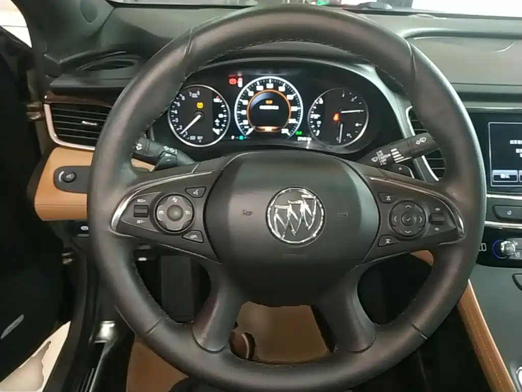 LaCrosse 2016 28T flagship model купить на сайте DeffCars