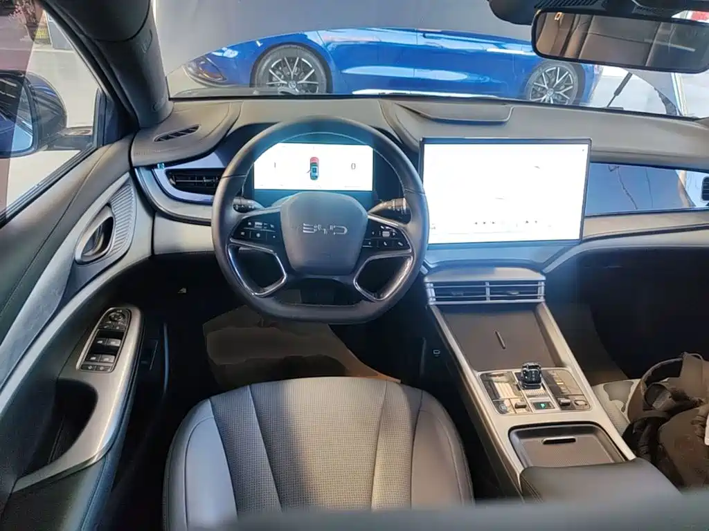 Seal 2023 DM-i 1.5L 121km luxury model купить на сайте DeffCars