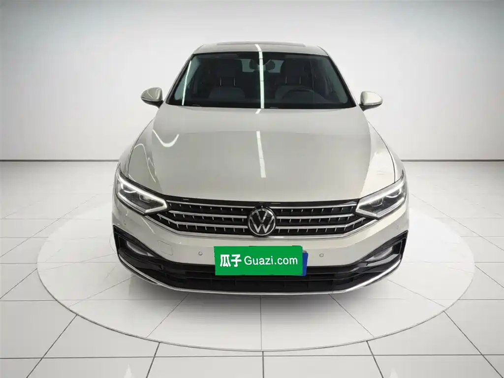 Magotan 2023 2 million commemorative edition 330TSI DSG luxury model купить на сайте DeffCars