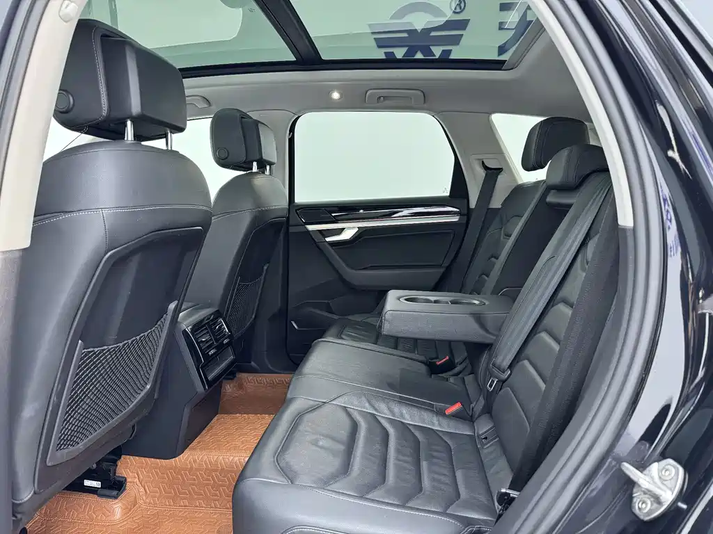 Touareg 2022 3.0TSI Ruixiang Edition Obsidian Sports Package купить на сайте DeffCars