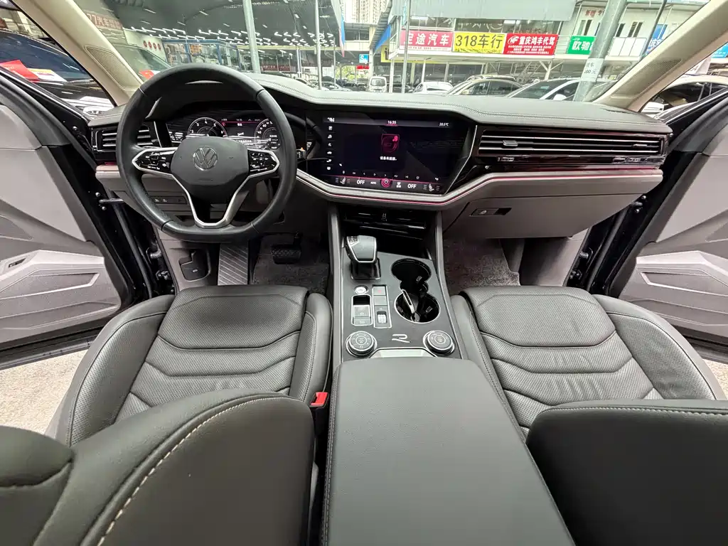 Touareg 2023 2.0TSI Ruishang Edition купить на сайте DeffCars