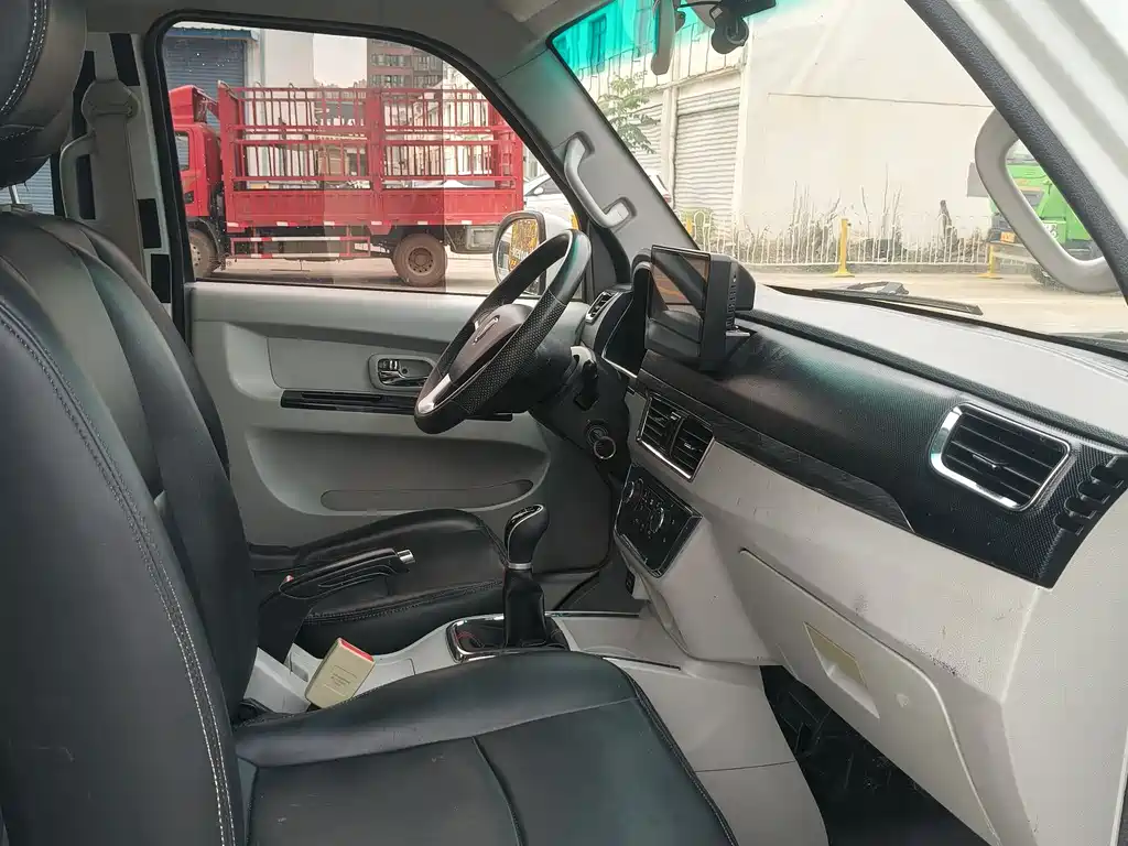 New Hiace S 2021 1.5L Fortune Central Air Conditioning Version Bus National VI SWC15M купить на сайте DeffCars