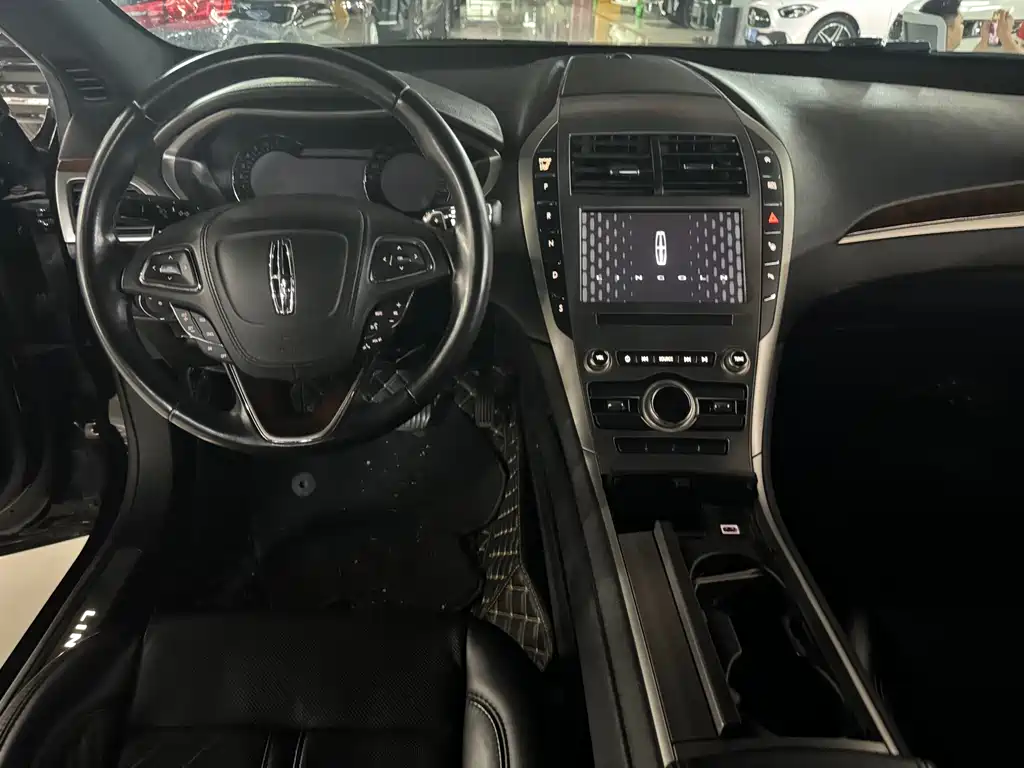 Lincoln MKZ 2019 2.0T Zunya Edition National V купить на сайте DeffCars