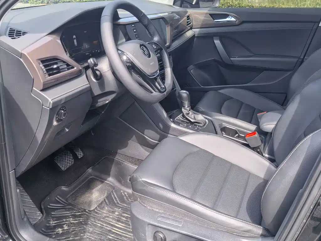 THARU 2022 280TSI two-wheel drive luxury version купить на сайте DeffCars