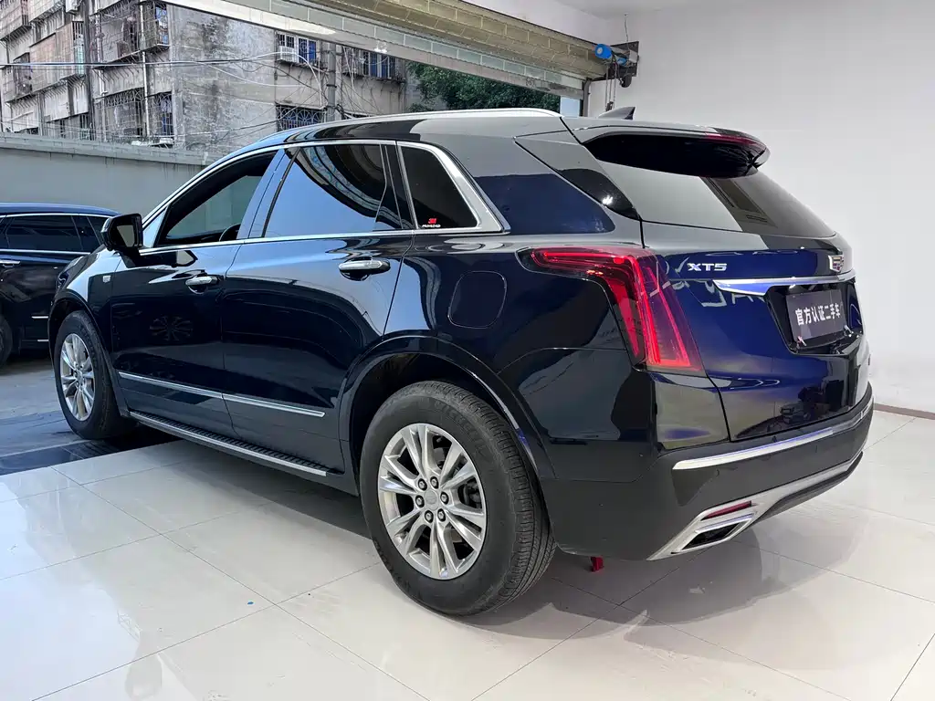 Cadillac XT5 2022 2.0T two-wheel drive luxury model купить на сайте DeffCars