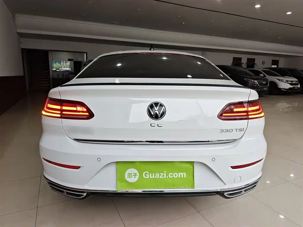 FAW-Volkswagen CC 2025 330TSI dazzling public model купить на сайте DeffCars