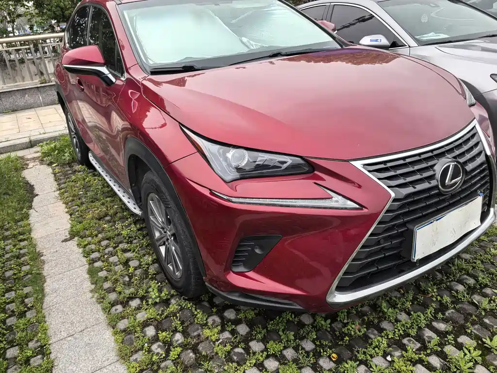 Lexus NX 2017 300 front-wheel drive version купить на сайте DeffCars