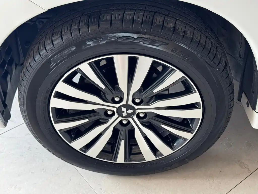 Outlander 2021 Modified 2.0L 2WD Enjoy Edition 5 Seater купить на сайте DeffCars