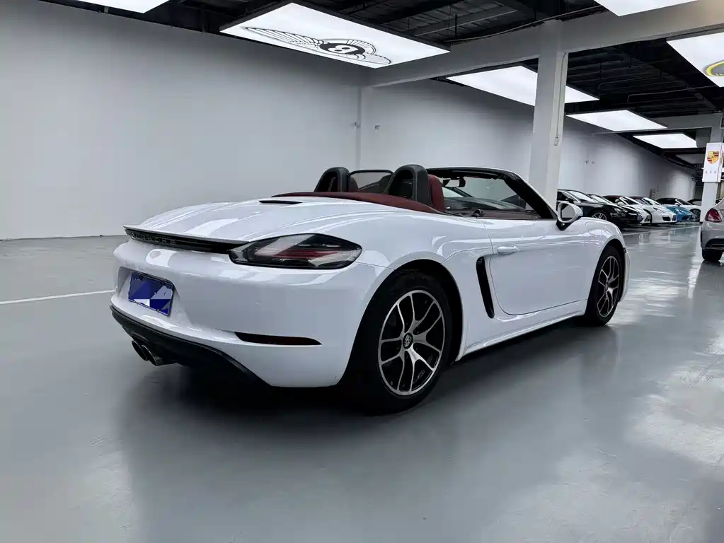 Porsche 718 2018 Boxster 2.0T купить на сайте DeffCars