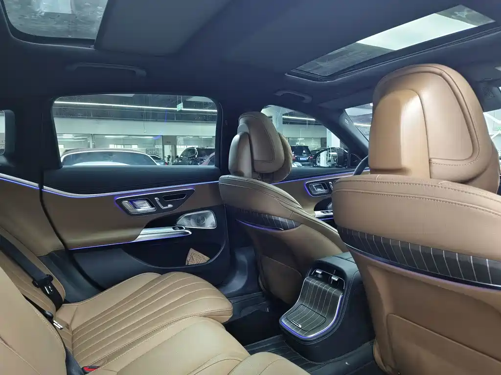 Mercedes-Benz E-Class 2024 E 300 L Luxury Model купить на сайте DeffCars