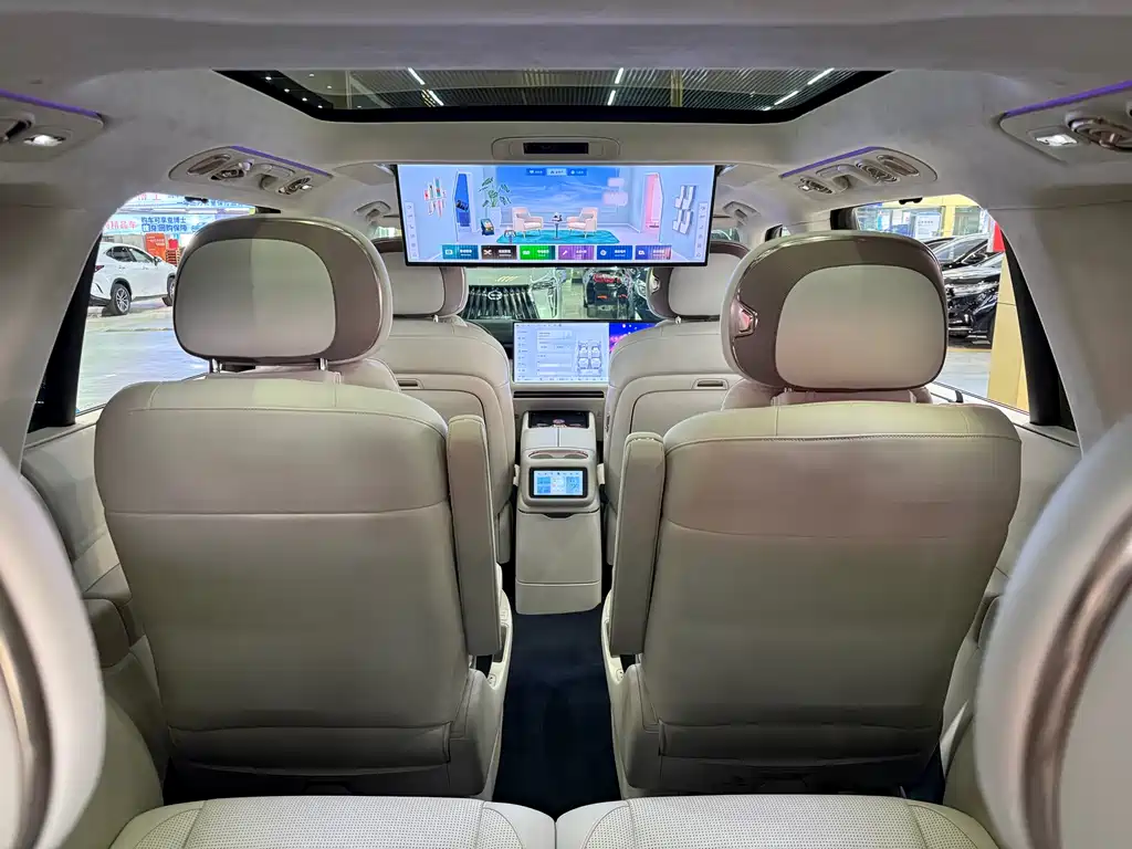 Lynk & Co 900 2025 2.0T Ultra купить на сайте DeffCars