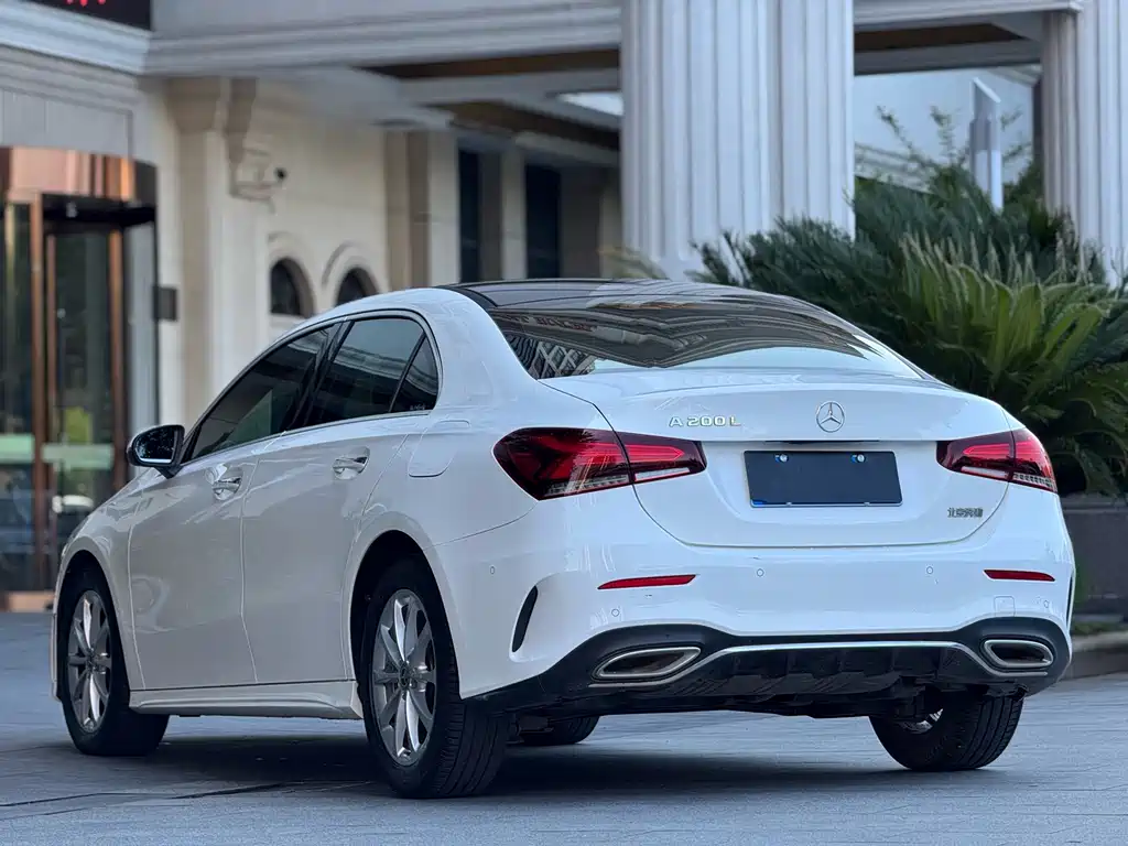 Mercedes-Benz A-Class 2019 A 200 L Sports Sedan купить на сайте DeffCars