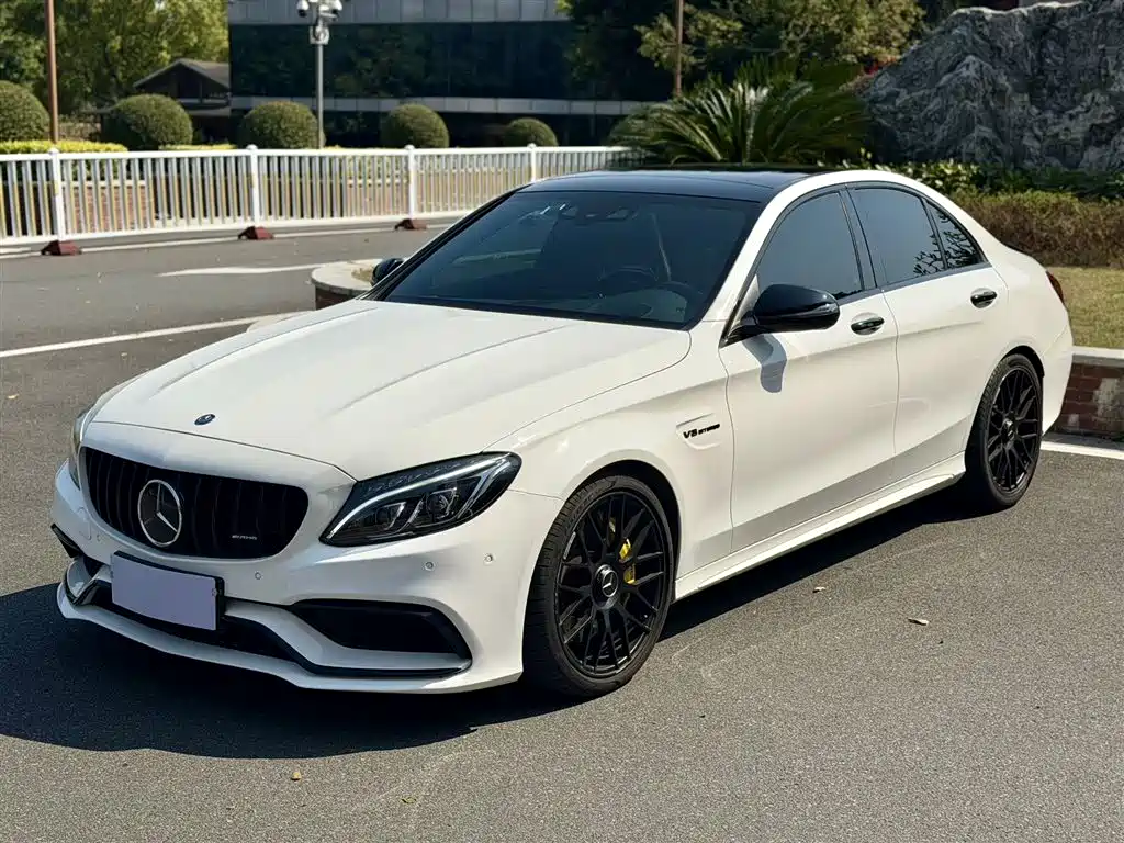 Mercedes-Benz C-Class AMG 2015 AMG C 63 купить на сайте DeffCars