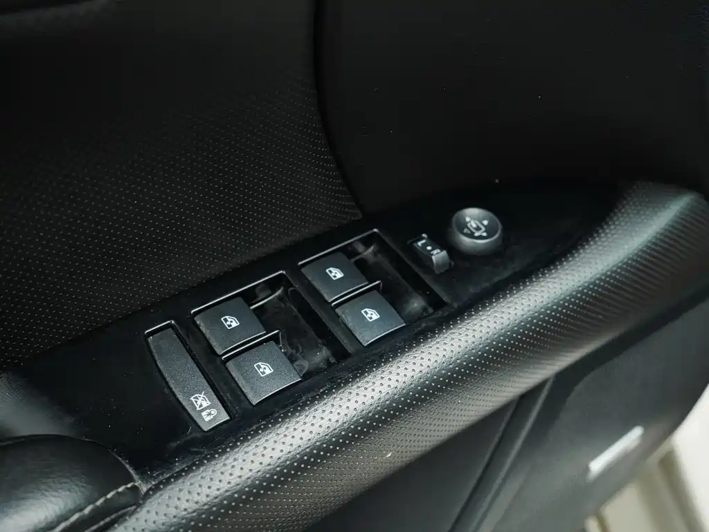 Cadillac XTS 2013 28T luxury model купить на сайте DeffCars