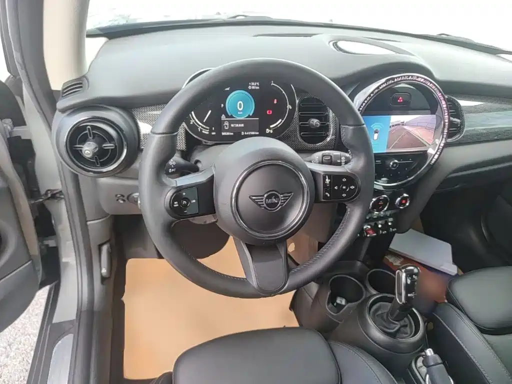 Mini 2022 facelift 1.5T COOPER classic купить на сайте DeffCars