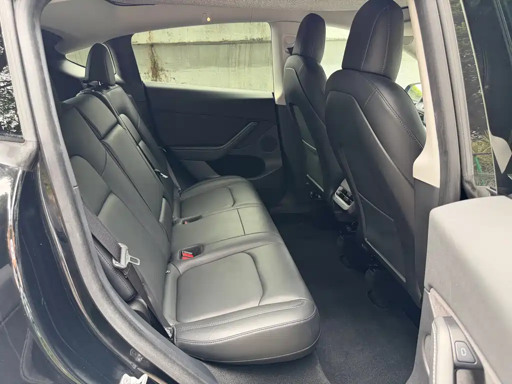Model Y 2021 long-range all-wheel drive version купить на сайте DeffCars