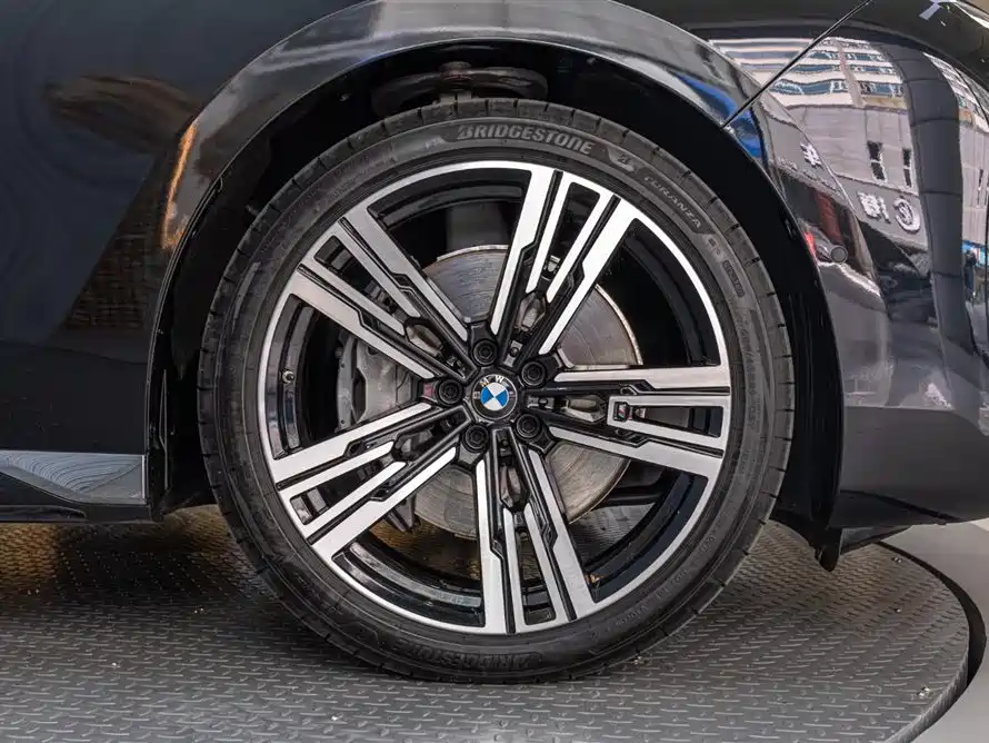 BMW 7 Series 2023 facelift 740Li exclusive M sports package купить на сайте DeffCars