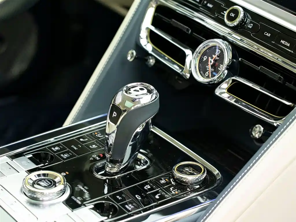 Flying Spur 2020 6.0T W12 Standard Edition купить на сайте DeffCars