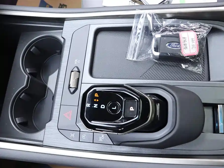 Ruijie 2023 Ruijie L 2.0T EcoBoost four-wheel drive seven-seat supreme model купить на сайте DeffCars