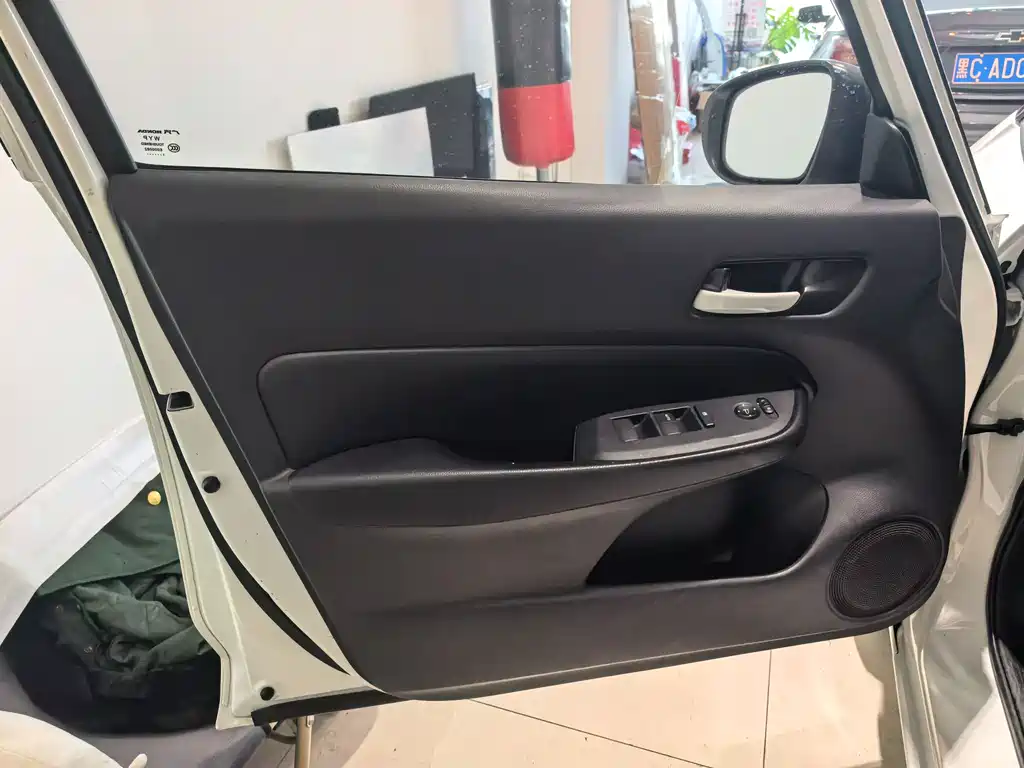 Fit 2021 1.5L CVT Fashion Edition купить на сайте DeffCars