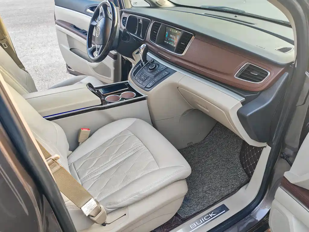 Buick GL8 2017 25S Premium Type National V купить на сайте DeffCars