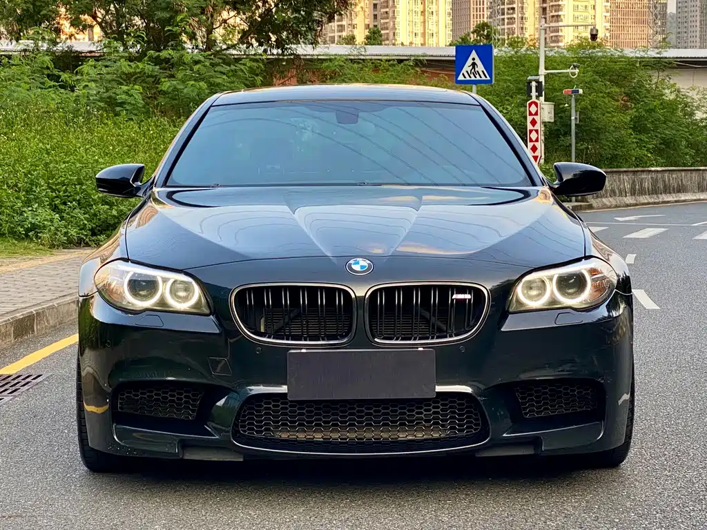 BMW M5 2014 M5 Year of the Horse Limited Edition купить на сайте DeffCars