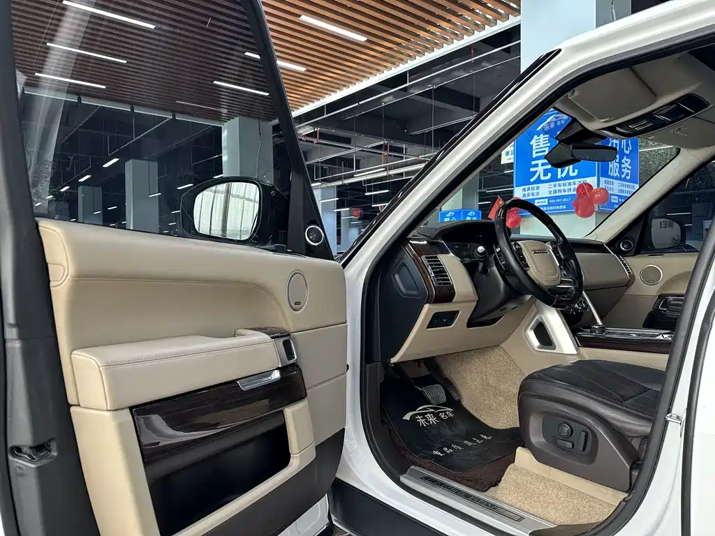 Range Rover 2017 3.0 SC V6 Vogue Extended Edition купить на сайте DeffCars