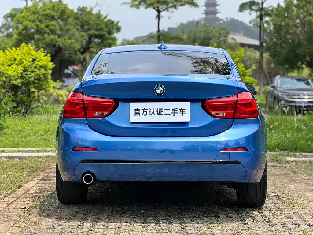 BMW 1 Series 2018 118i Sports купить на сайте DeffCars