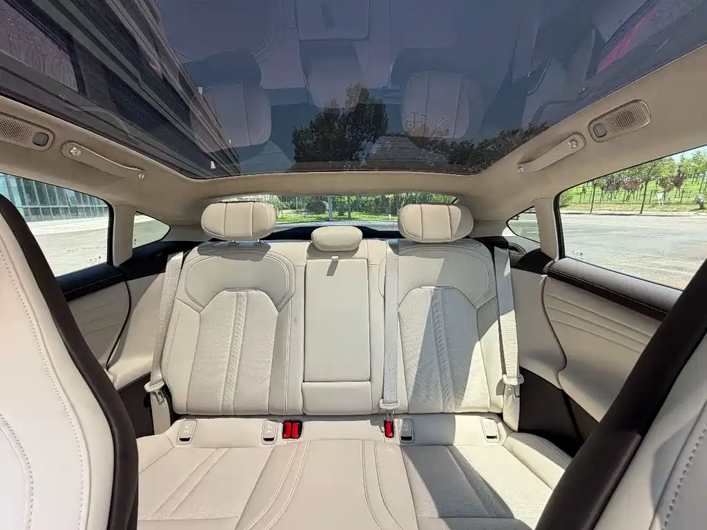 Xiaomi SU7 2026 Pro купить на сайте DeffCars