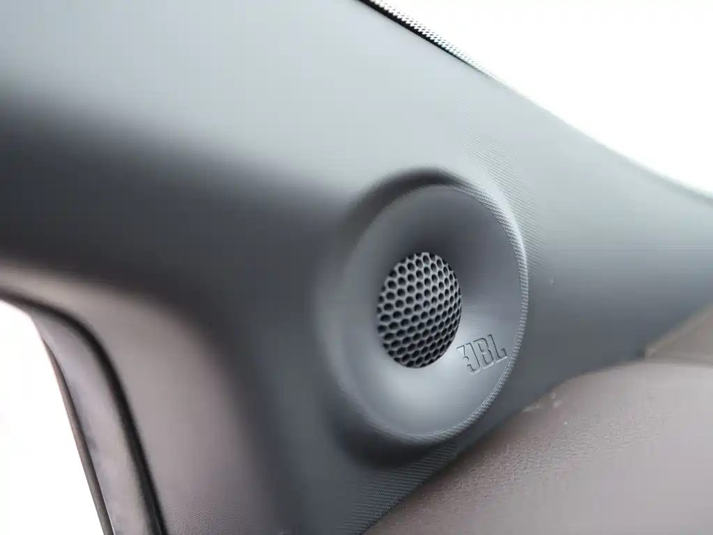 SIENNA 2021 2.5L Hybrid Platinum Edition купить на сайте DeffCars