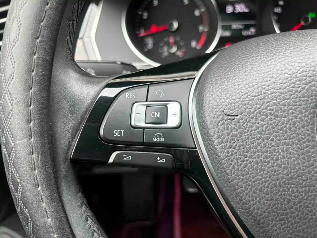 Magotan 2018 facelift 330TSI DSG luxury model купить на сайте DeffCars