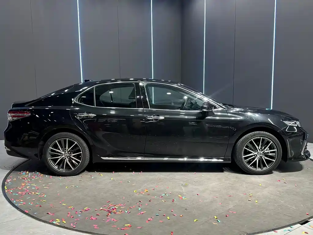 Camry 2023 2.5G Deluxe Edition купить на сайте DeffCars