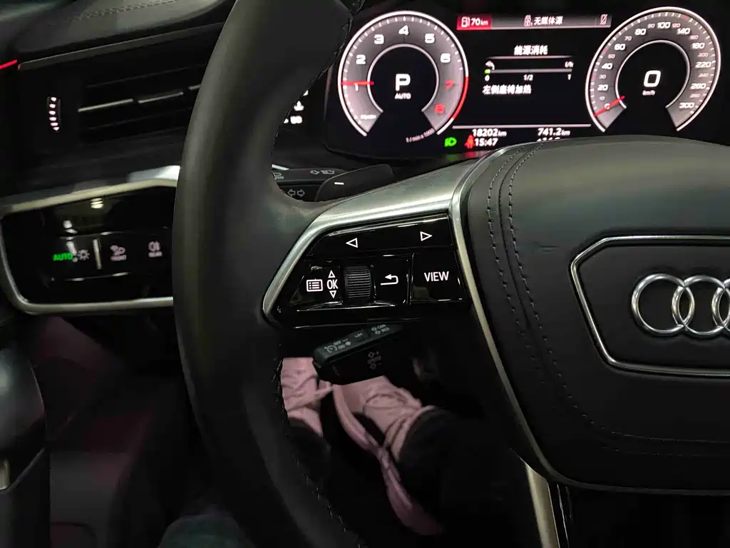 Audi A6L 2025 45 TFSI quattro premium dynamic model купить на сайте DeffCars