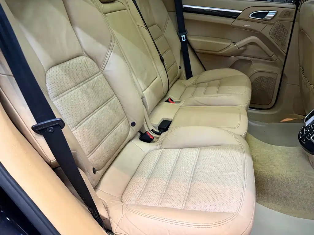 Cayenne 2011 Cayenne Turbo 4.8T купить на сайте DeffCars