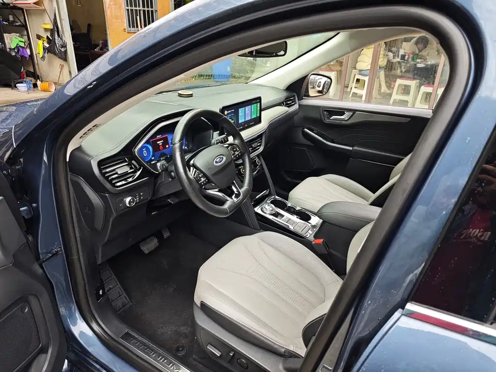 Ruiji 2020 EcoBoost 245 four-wheel drive premium model купить на сайте DeffCars