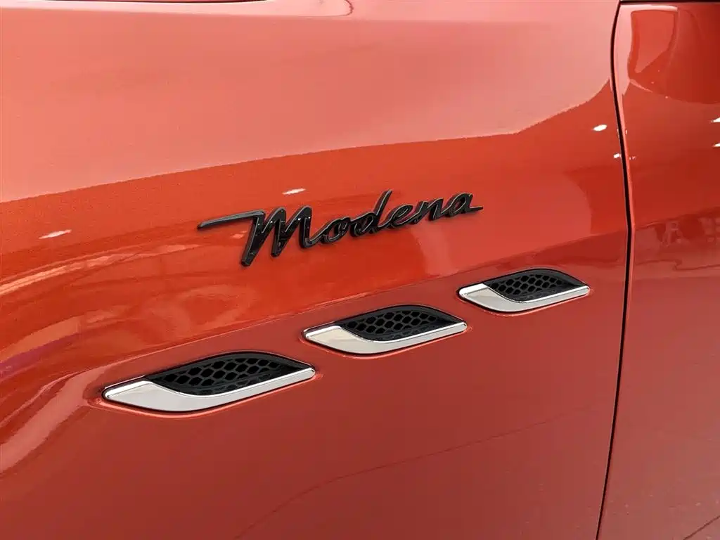 Ghibli 2022 3.0T Modena купить на сайте DeffCars