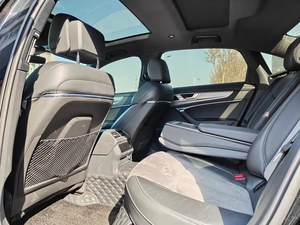 Audi A6L 2023 45 TFSI Premium Dynamic Model купить на сайте DeffCars